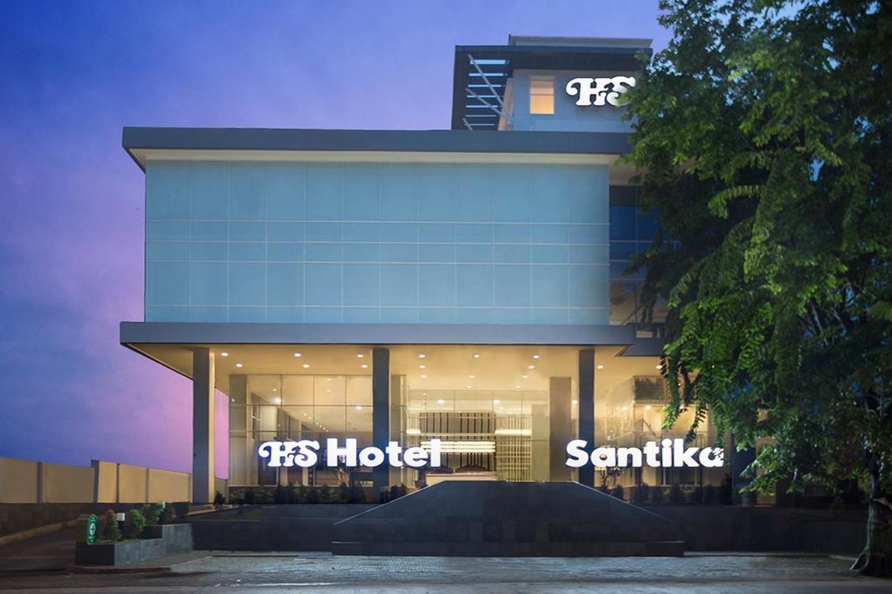 Hotel Santika Пекалонґан Екстер'єр фото